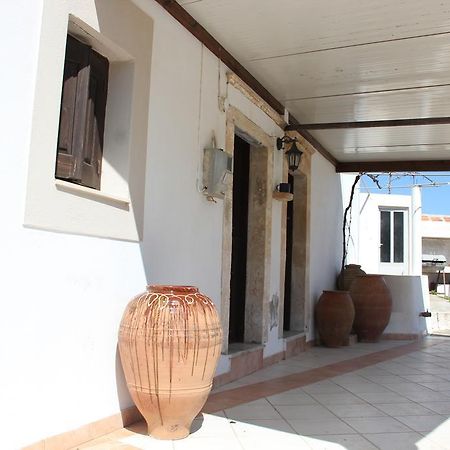 La Villa Di Zazopetra Menetaí エクステリア 写真