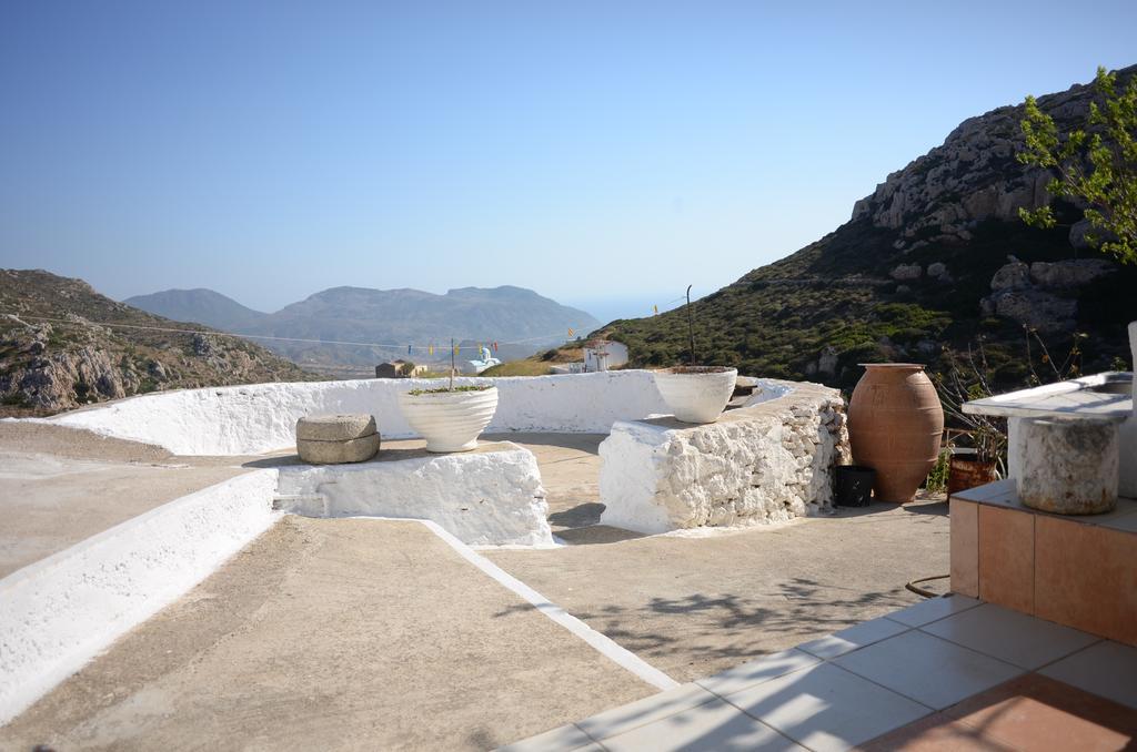 La Villa Di Zazopetra Menetaí エクステリア 写真